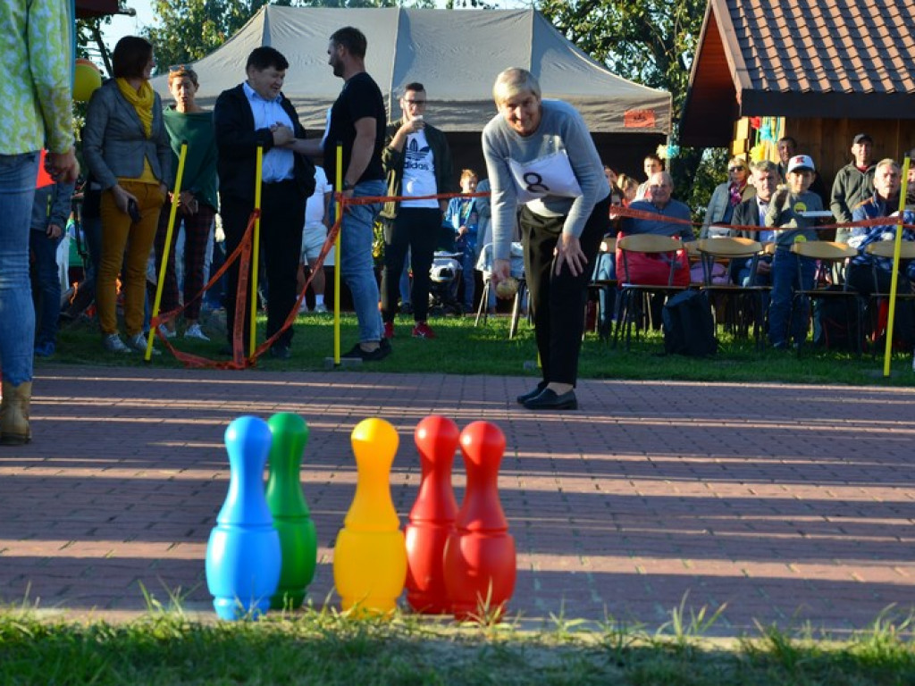 11 uczestników II Igrzysk Sołtysów w Wyskokach