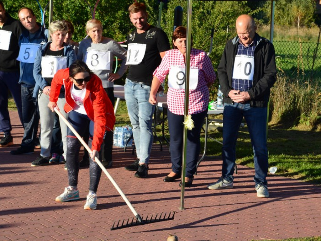 11 uczestników II Igrzysk Sołtysów w Wyskokach