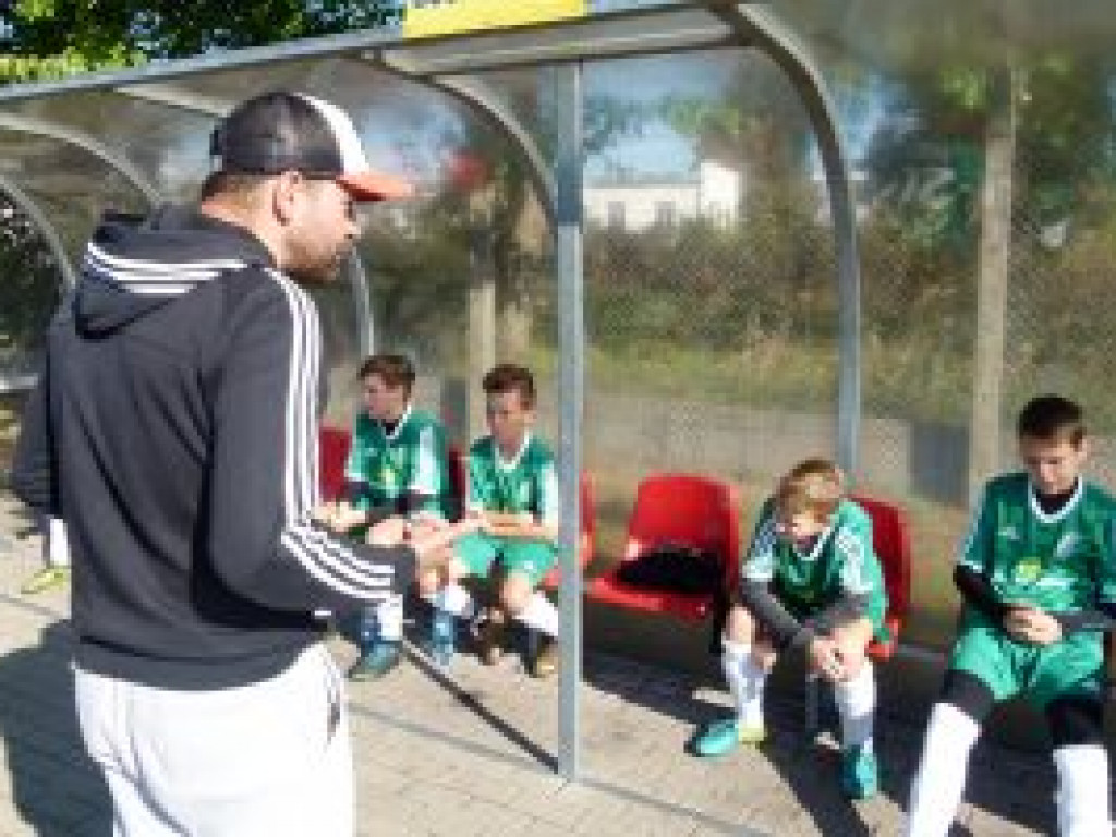 Pelikan-2005 w dalszym ciągu ma pod górkę