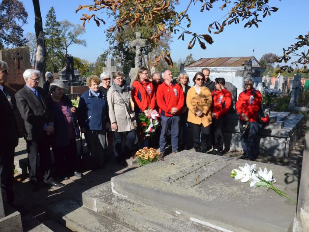 Pochylili czoła nad grobem Władysława Tarczyńskiego