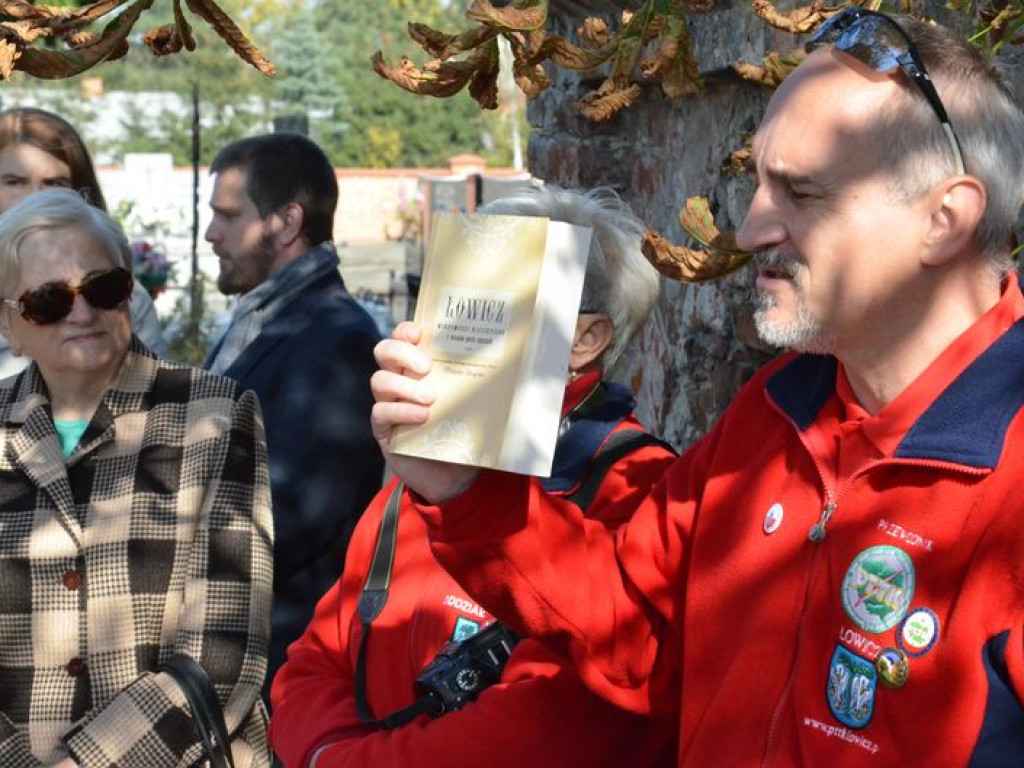 Pochylili czoła nad grobem Władysława Tarczyńskiego