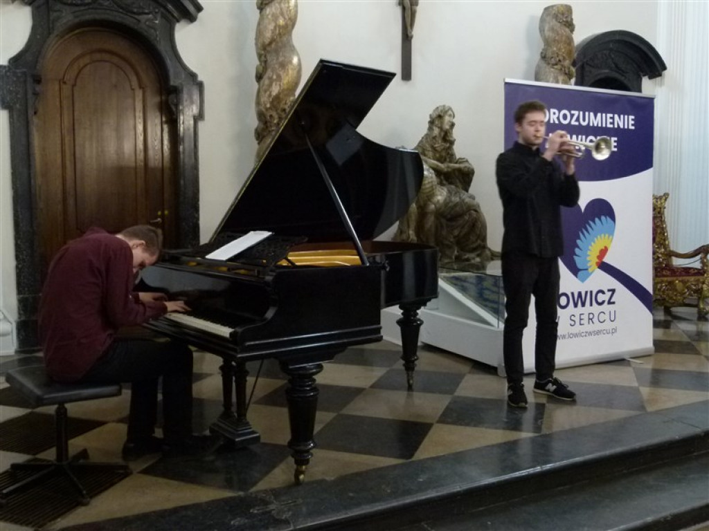 Porozumienie Łowickie: konwencja programowa i koncert jazzowy