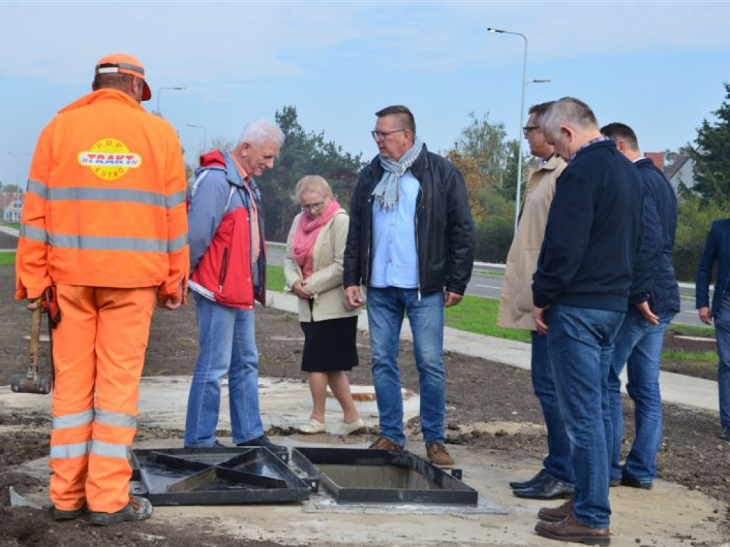 Odbiór prac na ulicy Dmowskiego