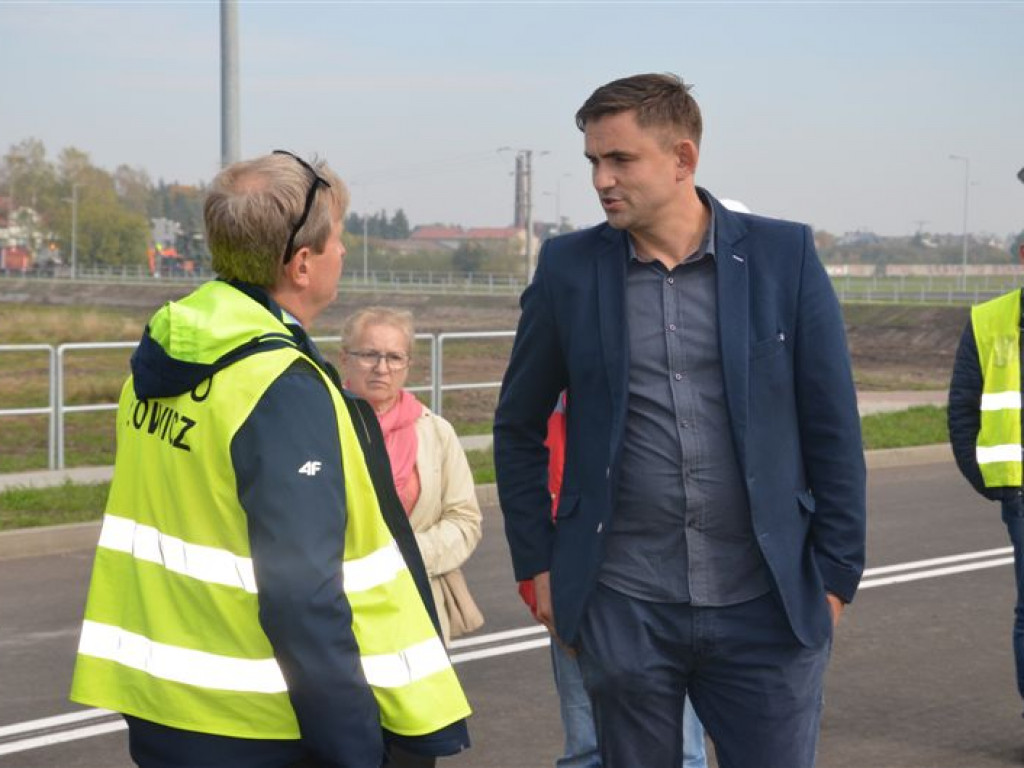 Odbiór prac na ulicy Dmowskiego