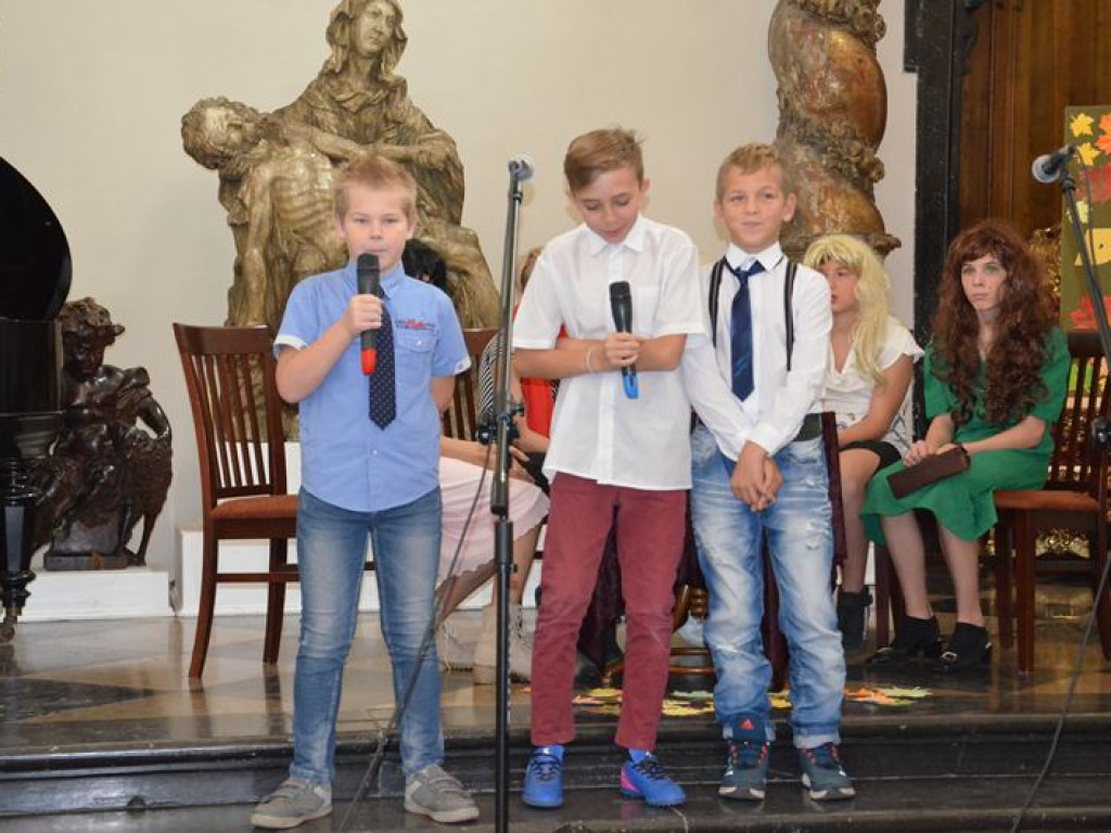 Powiatowy Dzień Edukacji Narodowej w muzeum