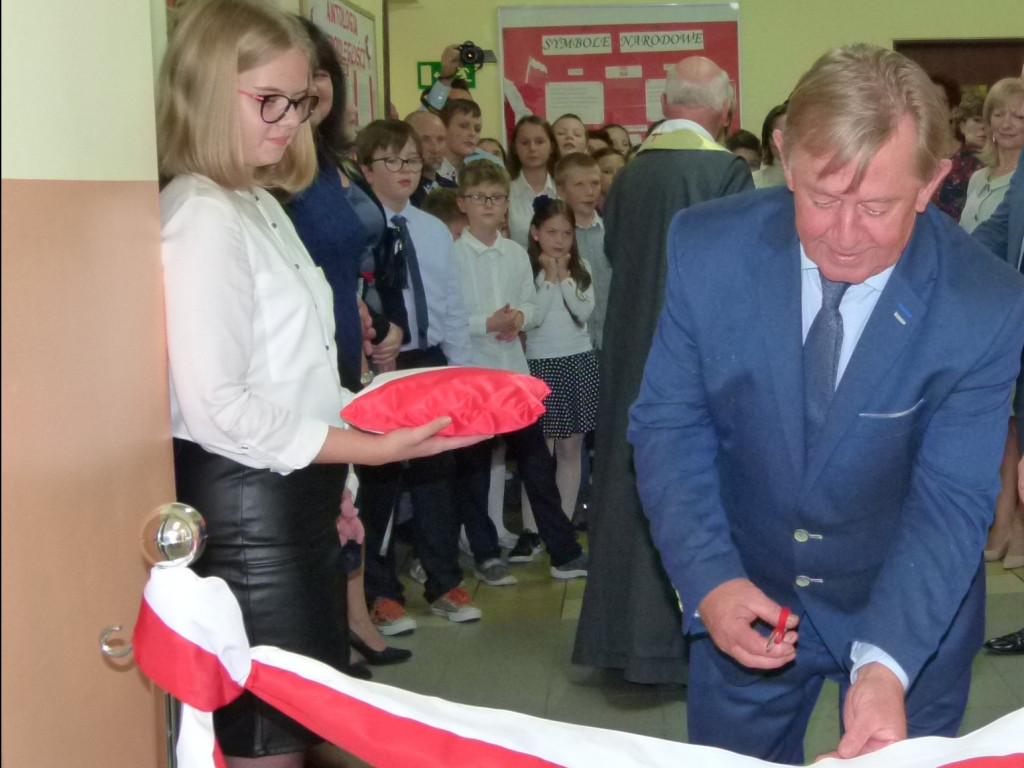 Nowa część szkoły w Dobrej oficjalnie otwarta
