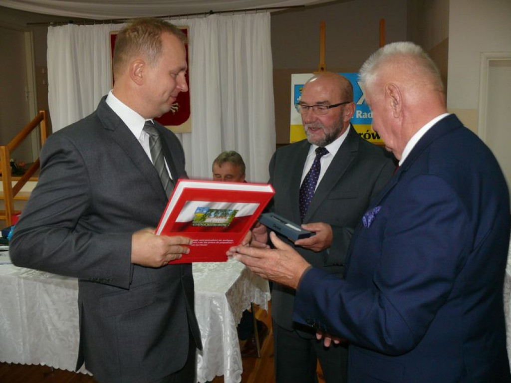 Wzruszające pożegnanie odchodzącego wójta Andrzeja Werle