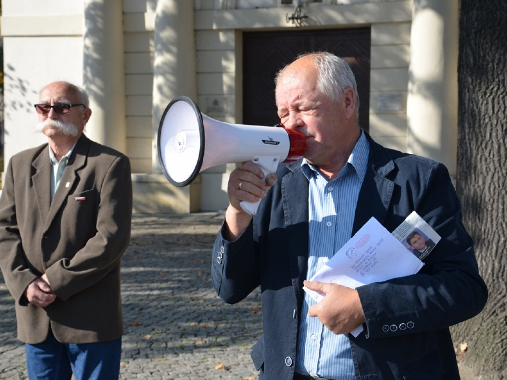 Wolni i Solidarni z poparciem dla kandydata PiS na burmistrza Łowicza
