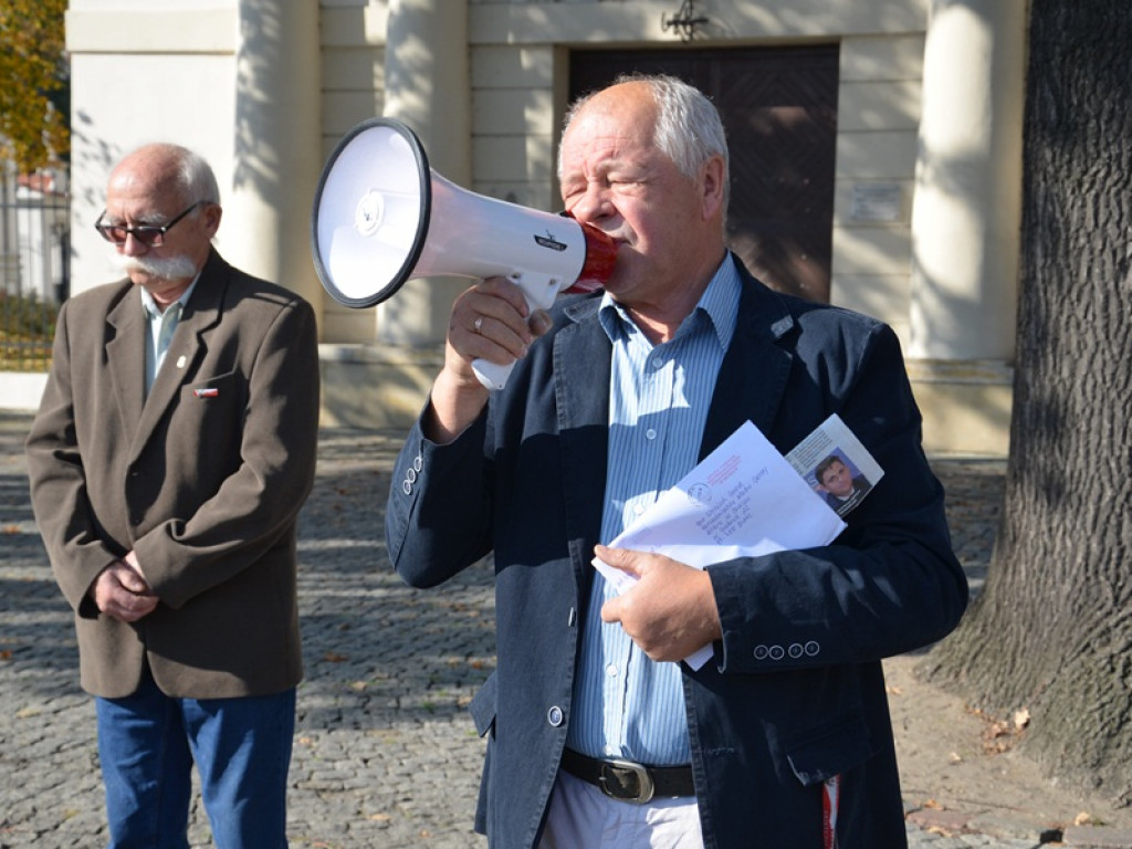 Wolni i Solidarni z poparciem dla kandydata PiS na burmistrza Łowicza