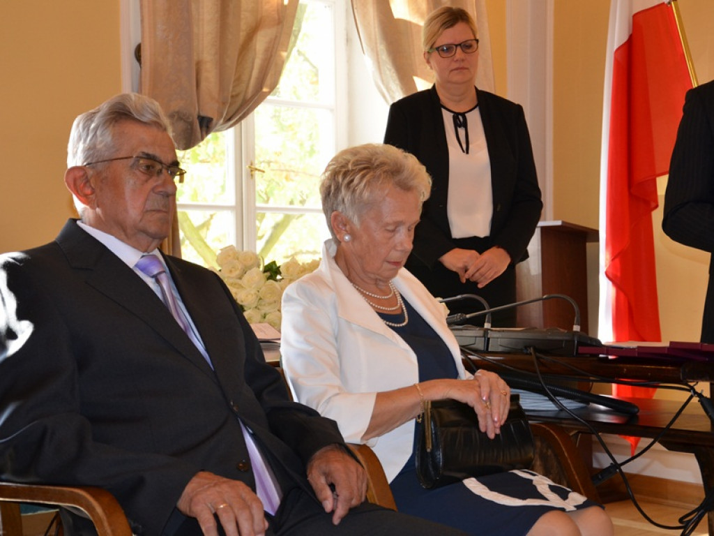 6 par świętowało Złote Gody w ratuszu