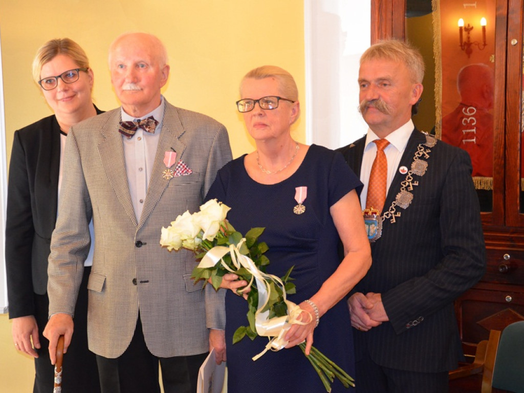 6 par świętowało Złote Gody w ratuszu