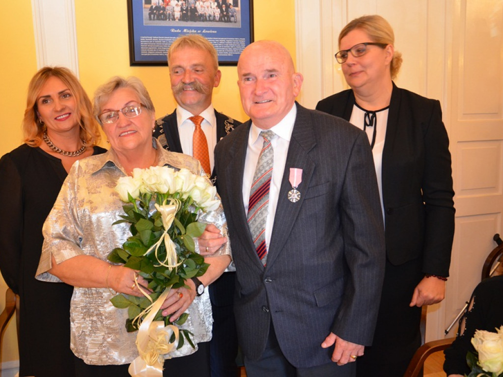 6 par świętowało Złote Gody w ratuszu