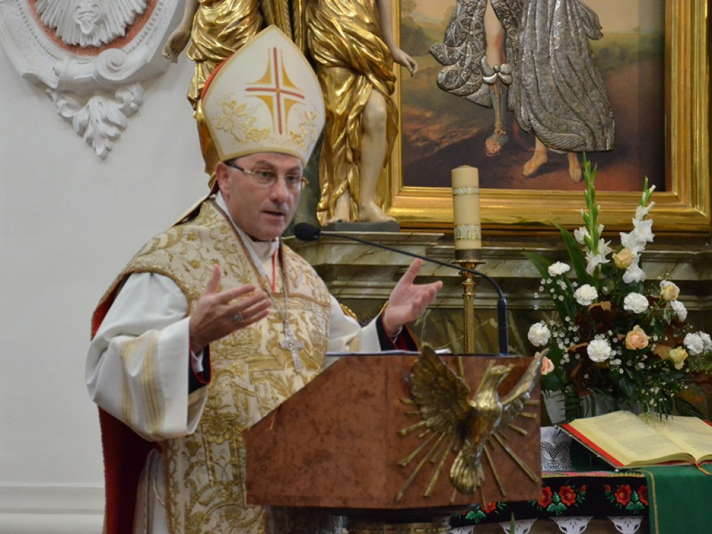 Prymas Polski celebrował 350. rocznicę konsekracji katedry w Łowiczu