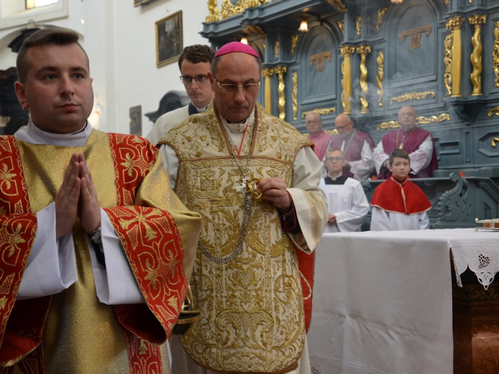 Prymas Polski celebrował 350. rocznicę konsekracji katedry w Łowiczu