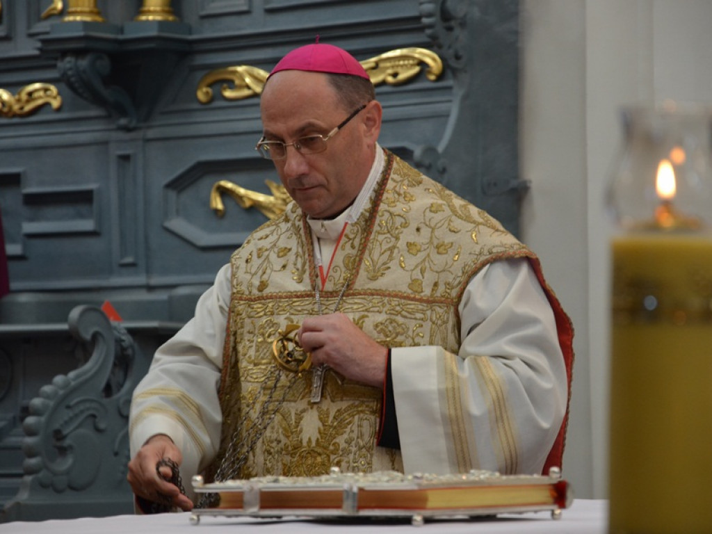 Prymas Polski celebrował 350. rocznicę konsekracji katedry w Łowiczu