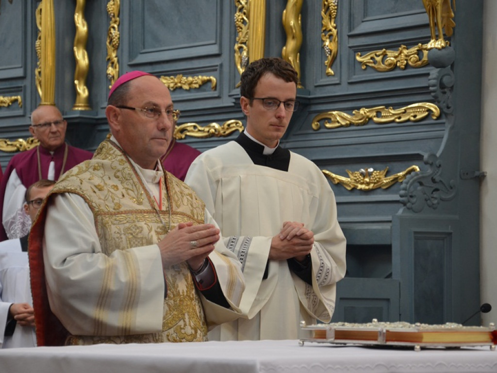 Prymas Polski celebrował 350. rocznicę konsekracji katedry w Łowiczu