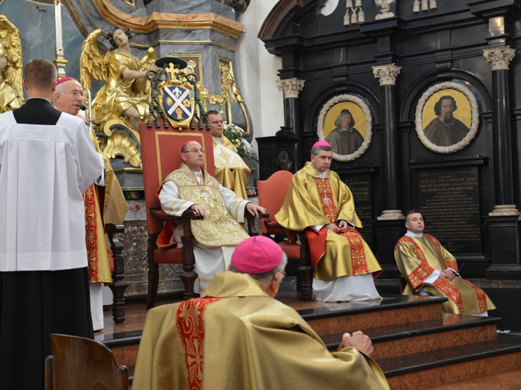 Prymas Polski celebrował 350. rocznicę konsekracji katedry w Łowiczu