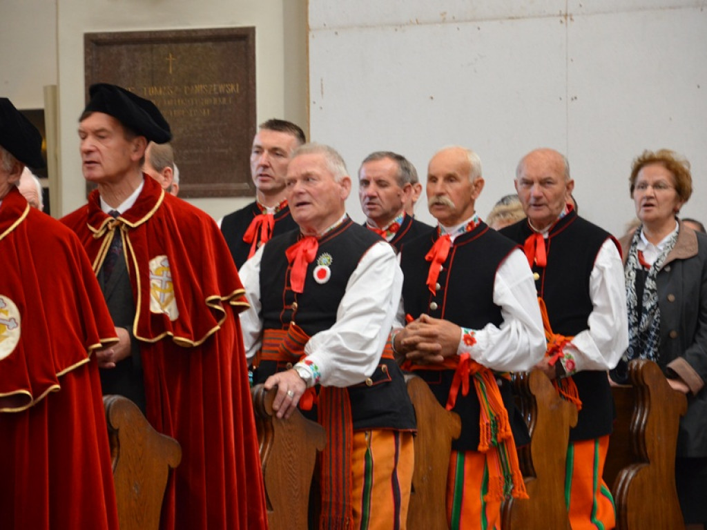 Prymas Polski celebrował 350. rocznicę konsekracji katedry w Łowiczu