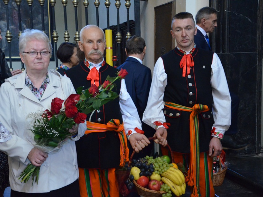 Prymas Polski celebrował 350. rocznicę konsekracji katedry w Łowiczu