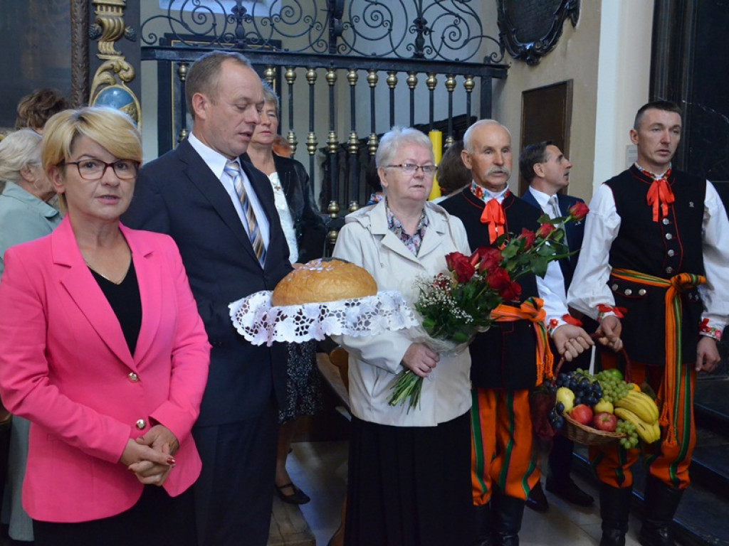 Prymas Polski celebrował 350. rocznicę konsekracji katedry w Łowiczu