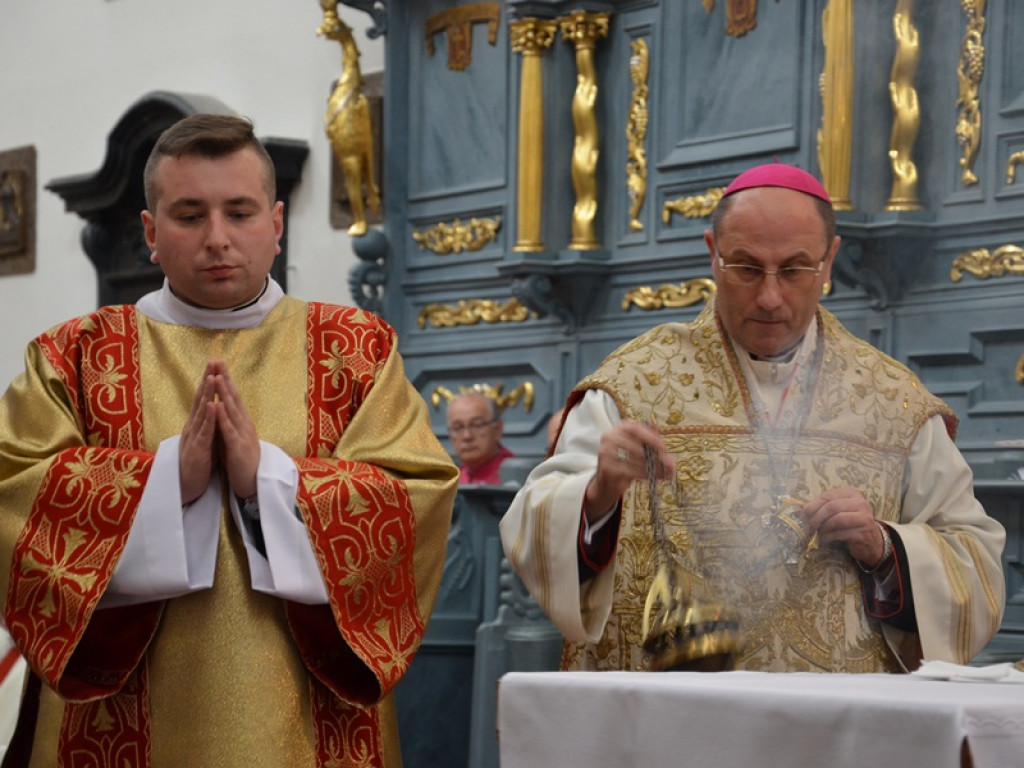 Prymas Polski celebrował 350. rocznicę konsekracji katedry w Łowiczu