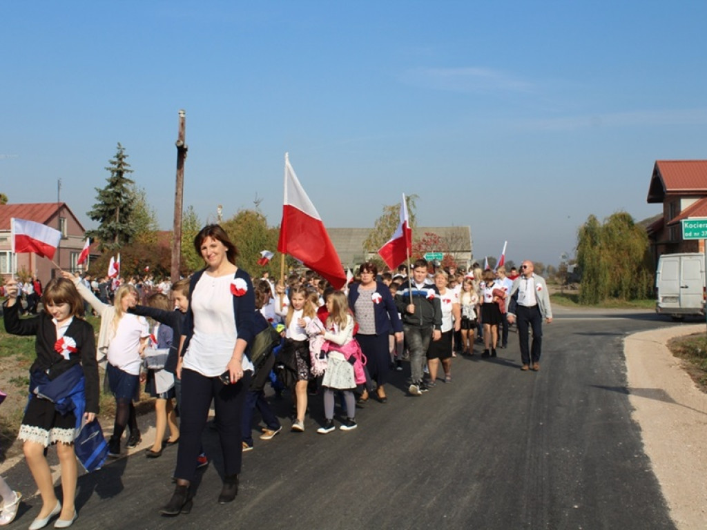 Dzień Papieski i niepodległościowy happening w Kocierzewie Płd.