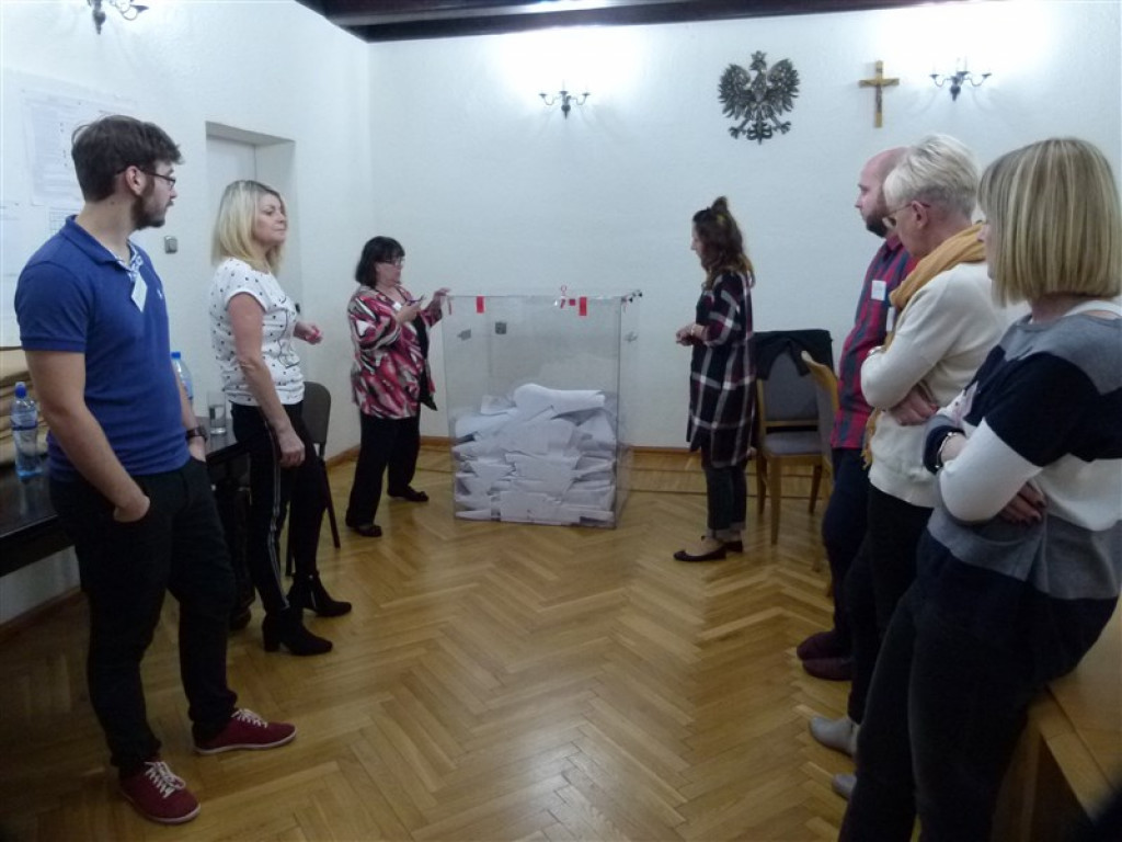 Głowno: trwa liczenie głosów