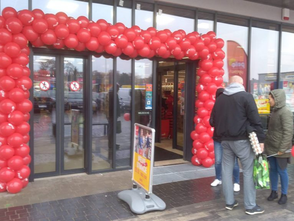 12 sklepów w kompleksie po jednostce. Premium Park Łowicz otwarty