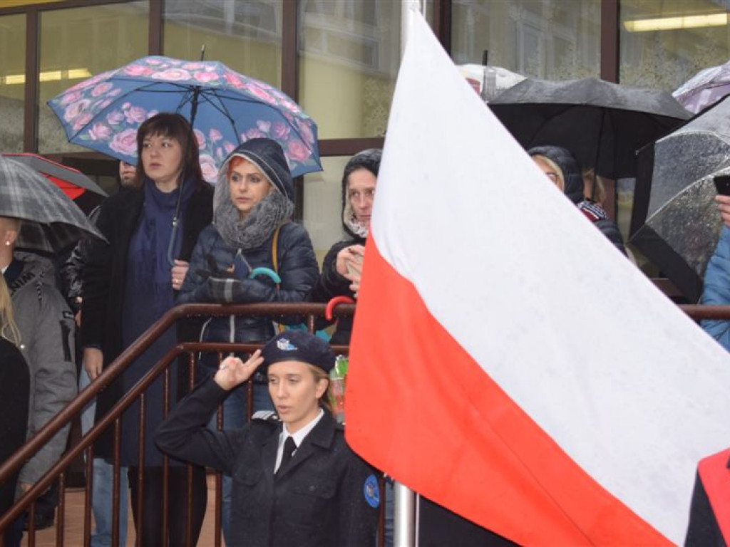 Ślubowanie klas pierwszych II LO