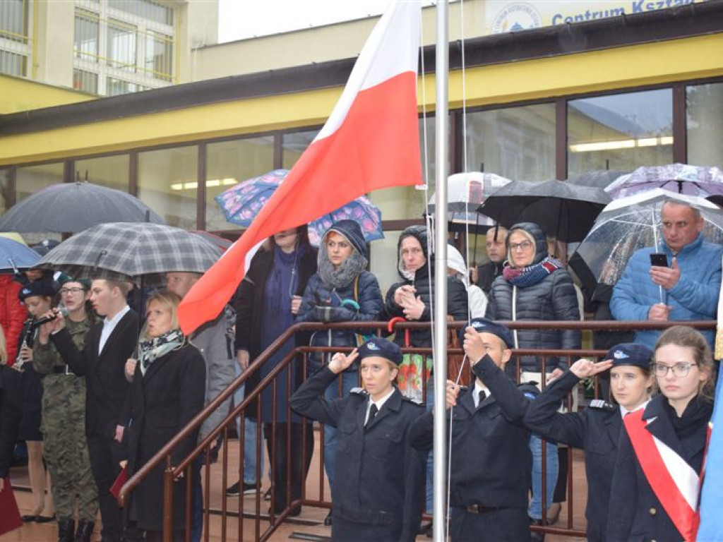 Ślubowanie klas pierwszych II LO