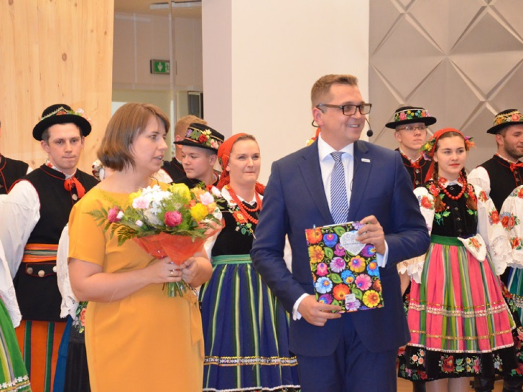 Pełna sala na promocji monografii zespołu Boczki Chełmońskie