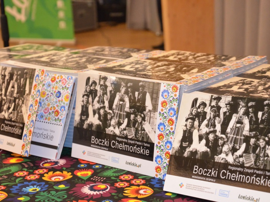 Pełna sala na promocji monografii zespołu Boczki Chełmońskie