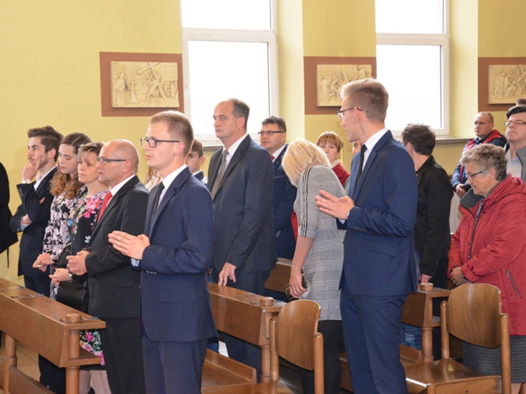 Obłóczyny 4 kleryków w łowickim seminarium