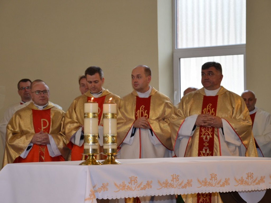 Obłóczyny 4 kleryków w łowickim seminarium