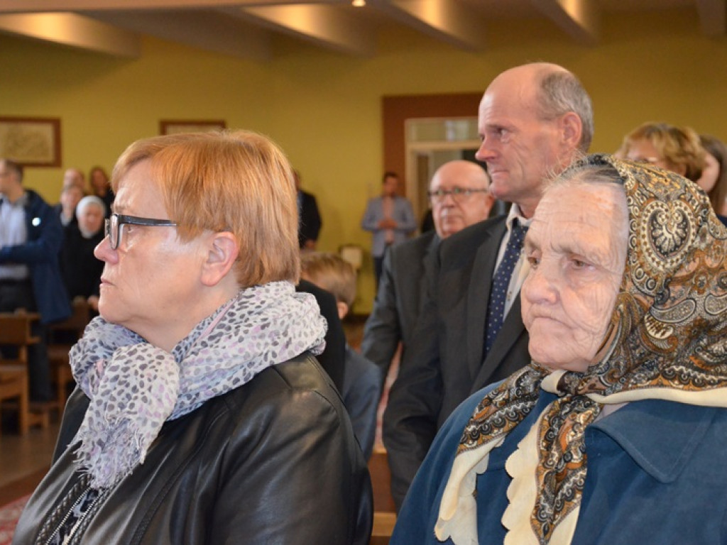 Obłóczyny 4 kleryków w łowickim seminarium