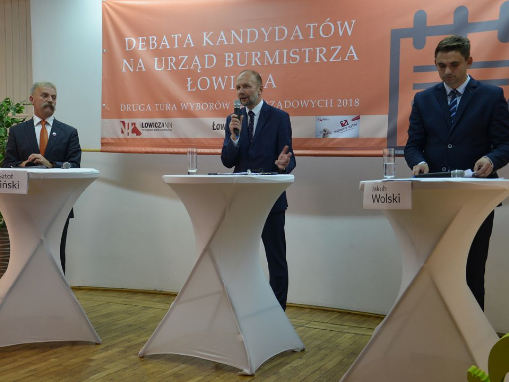 Debata kandydatów na burmistrza Łowicza - tutaj ją obejrzysz