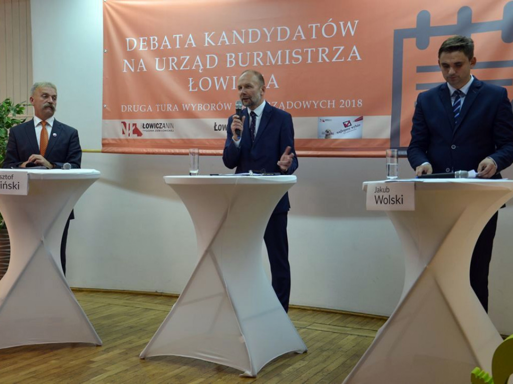 Debata kandydatów na burmistrza Łowicza - tutaj ją obejrzysz