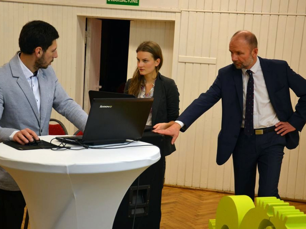 Debata kandydatów na burmistrza Łowicza - tutaj ją obejrzysz