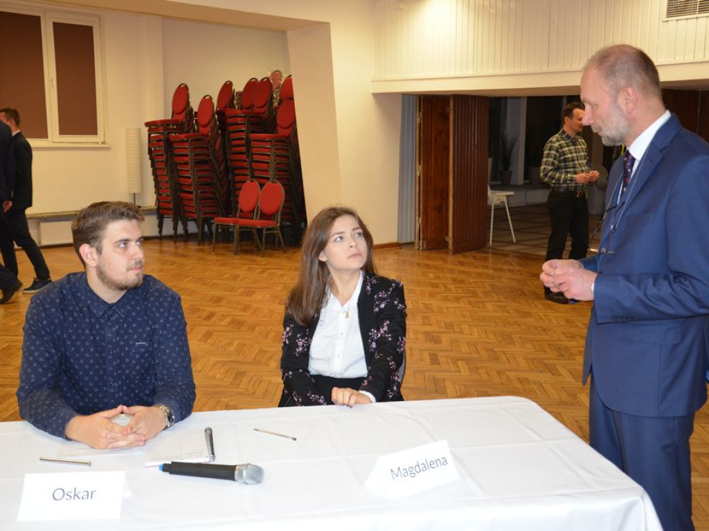 Debata kandydatów na burmistrza Łowicza - tutaj ją obejrzysz