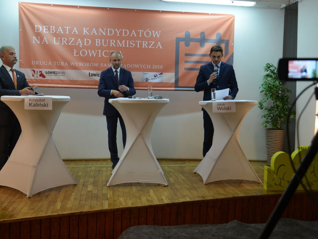 Debata kandydatów na burmistrza Łowicza - tutaj ją obejrzysz