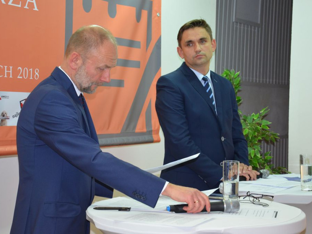 Debata kandydatów na burmistrza Łowicza - tutaj ją obejrzysz