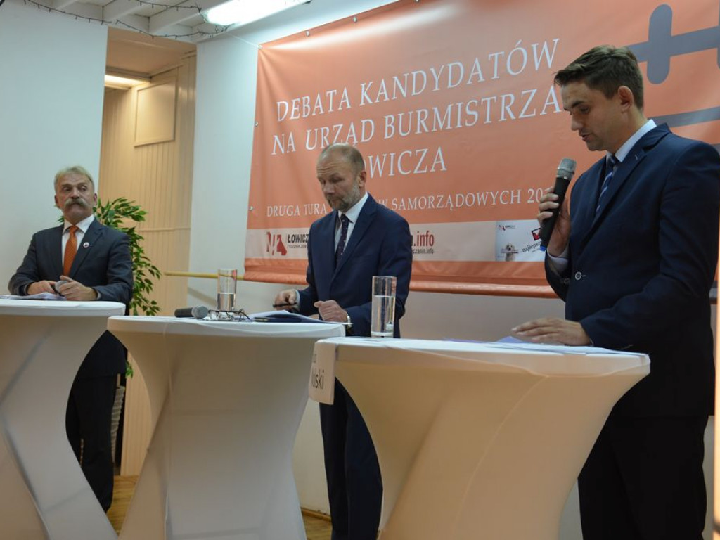 Debata kandydatów na burmistrza Łowicza - tutaj ją obejrzysz