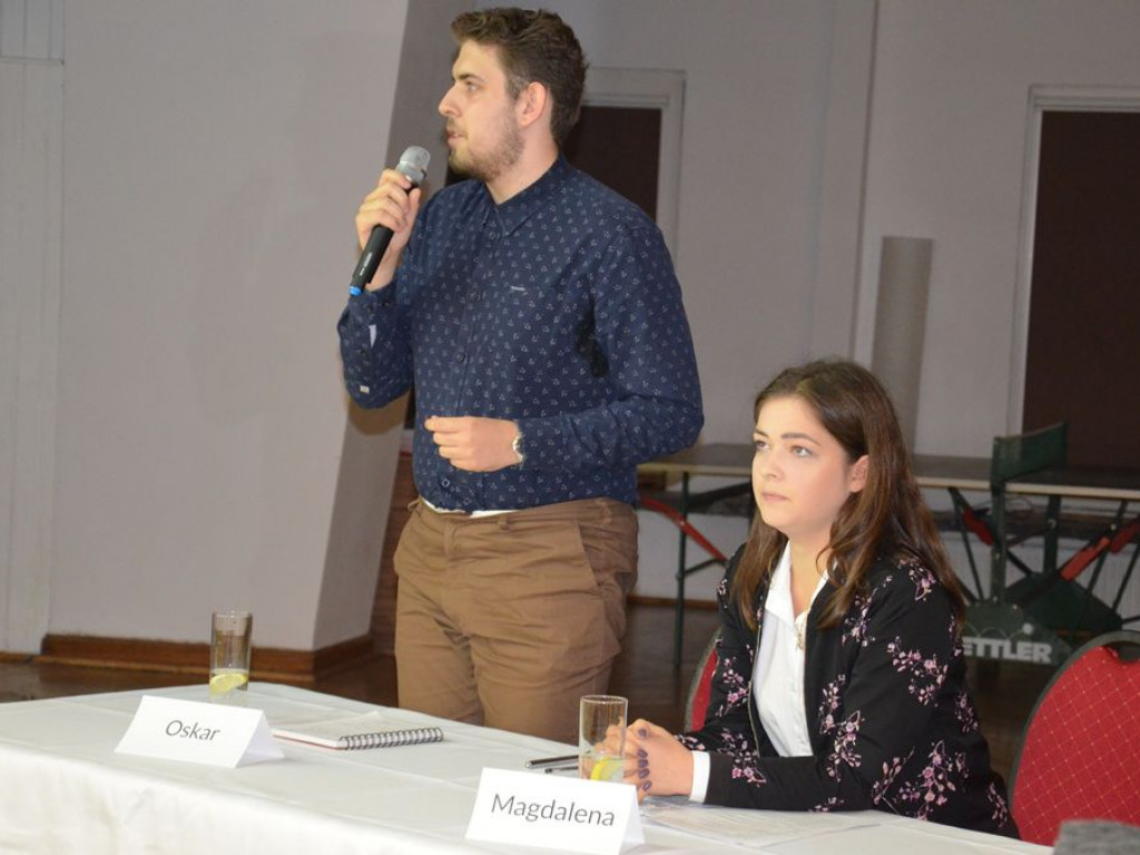 Debata kandydatów na burmistrza Łowicza - tutaj ją obejrzysz