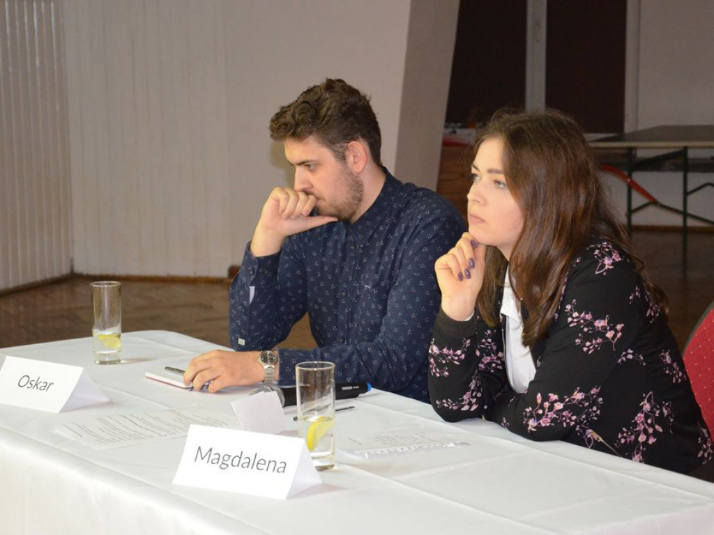Debata kandydatów na burmistrza Łowicza - tutaj ją obejrzysz