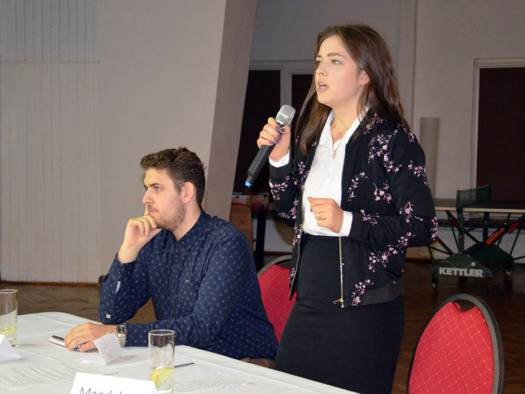 Debata kandydatów na burmistrza Łowicza - tutaj ją obejrzysz