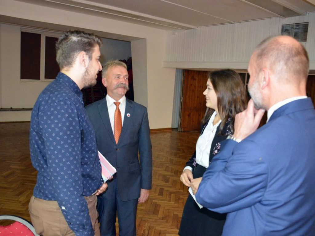Debata kandydatów na burmistrza Łowicza - tutaj ją obejrzysz