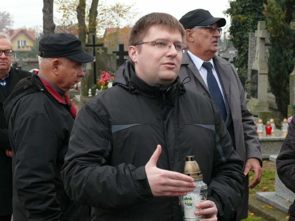 Spacer śladem grobów tych, co walczyli o niepodległość