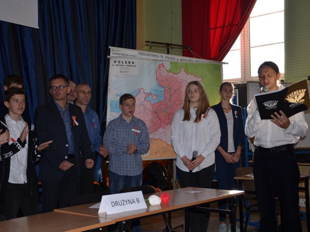 Dwaj ojcowie i dwaj synowie wygrali w konkursie historycznym