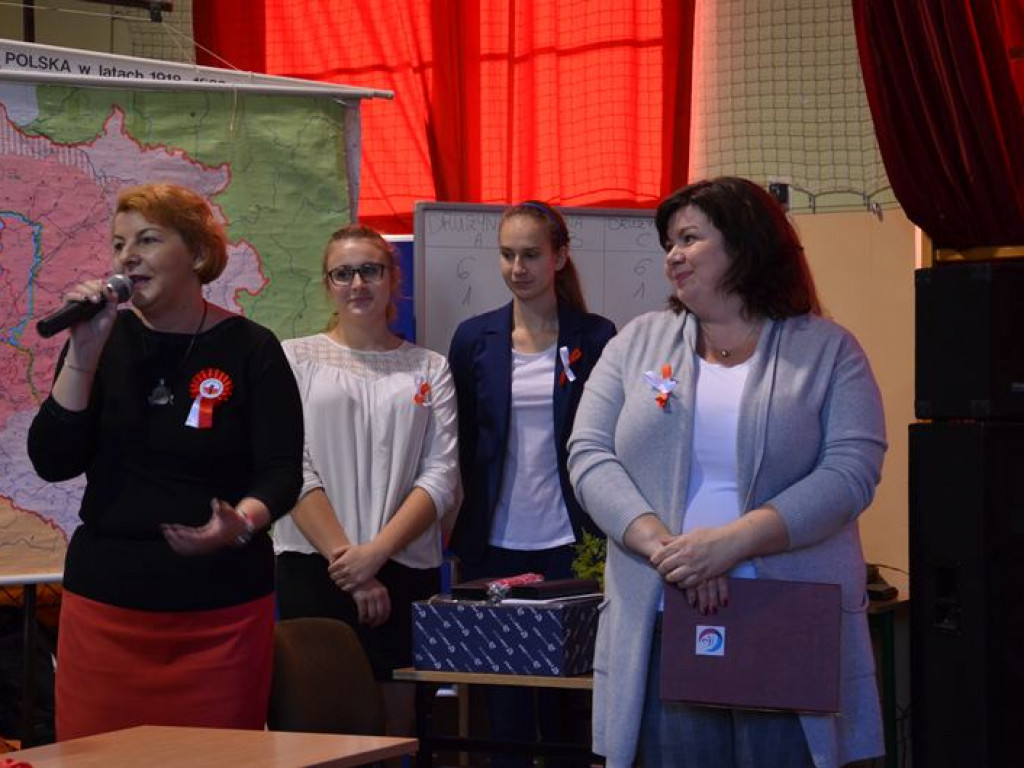 Dwaj ojcowie i dwaj synowie wygrali w konkursie historycznym