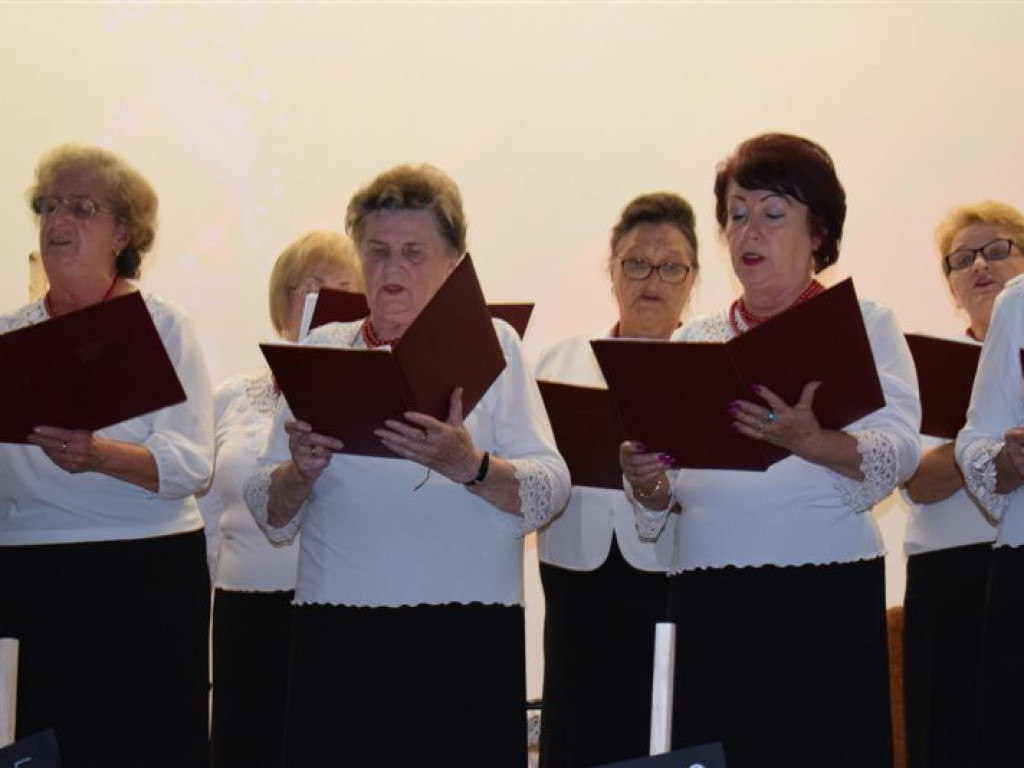 Patriotyczny wieczór w łowickiej bursie